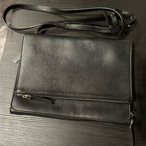 Everlane Crossbody Bag — Black Leather